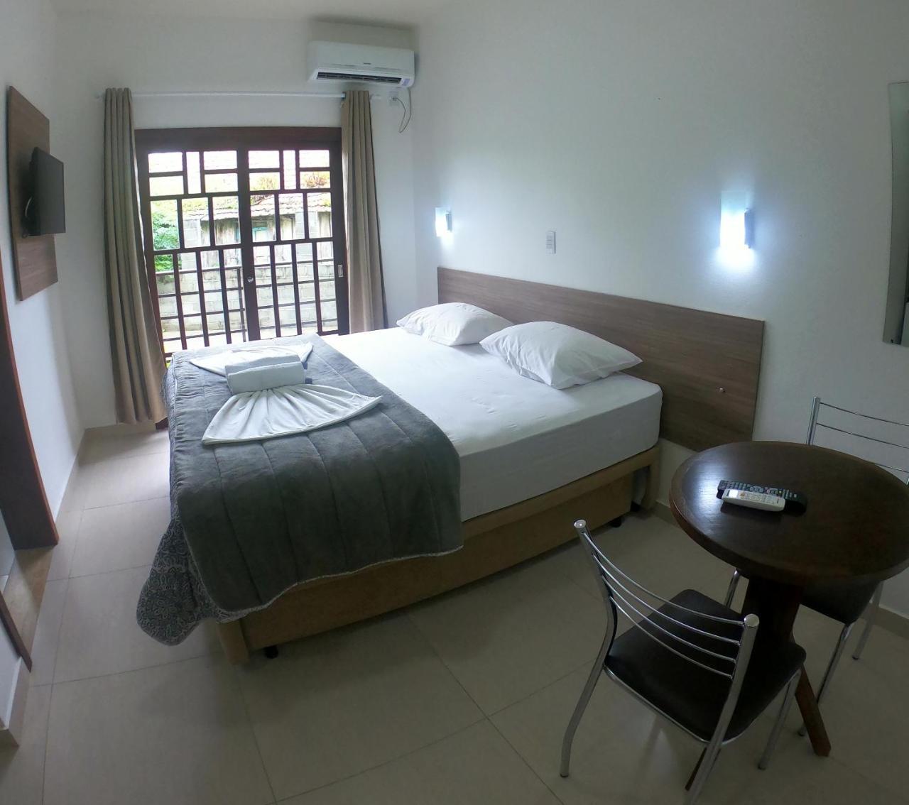As Quatro Estacoes Hotell Garopaba Eksteriør bilde